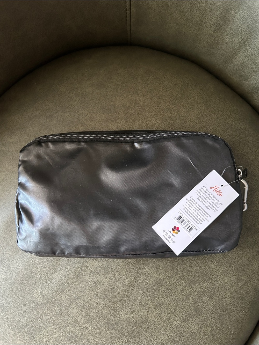Lug *NWT Zipliner Packable Metallic Black
